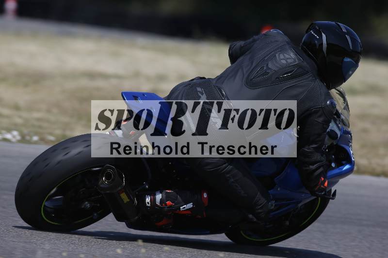 /Archiv-2023/28 05.06.2023 Moto Club Anneau du Rhin/vert-medium/29